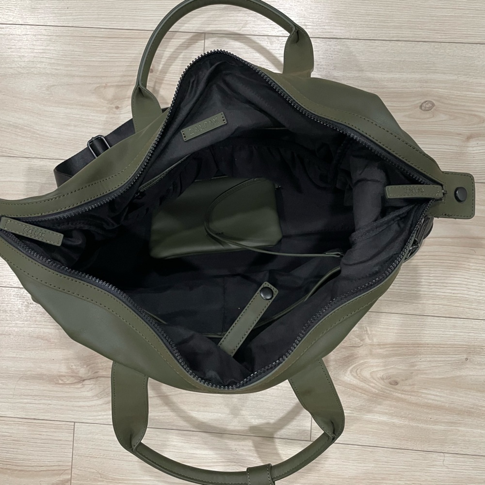 Calpak: Hue Laptop Duffel in Green - Picture 6 of 9